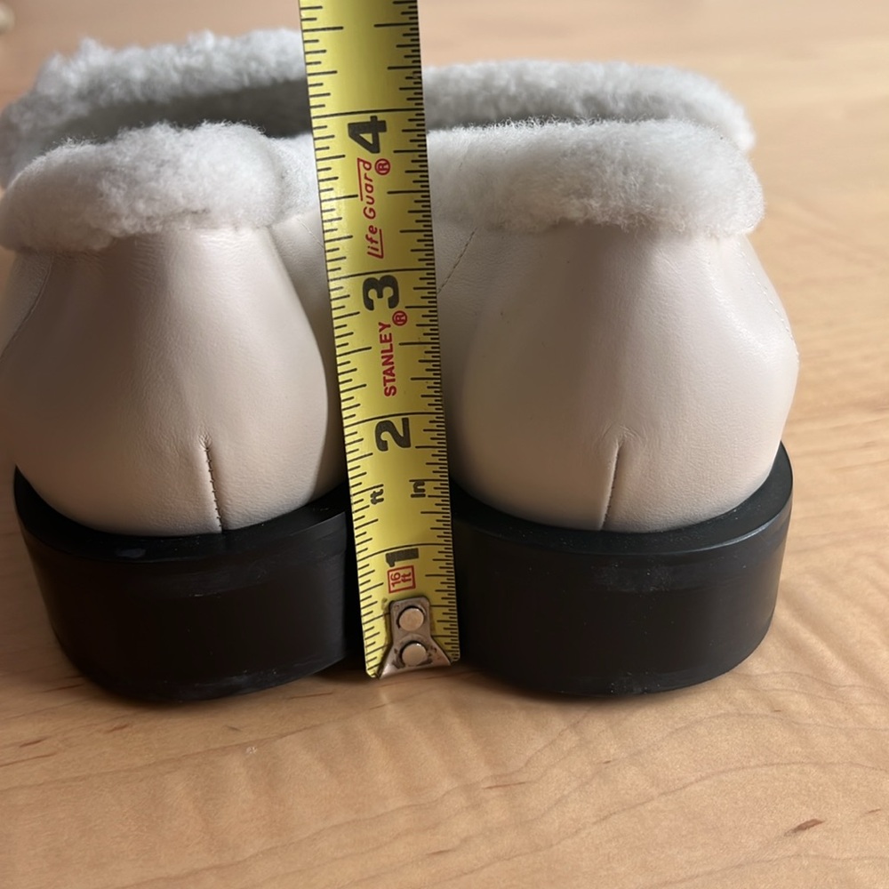๐ STUART WEITZMAN Palmer Chill Fur Lined Loafer Flats Shoes - Picture 6 of 9